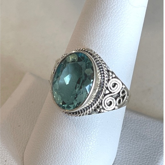 Brand New 925 Sterling Silver Ring w/ 10.7mm Light Blue Stone, Size 9, 5g - Picture 2 of 4